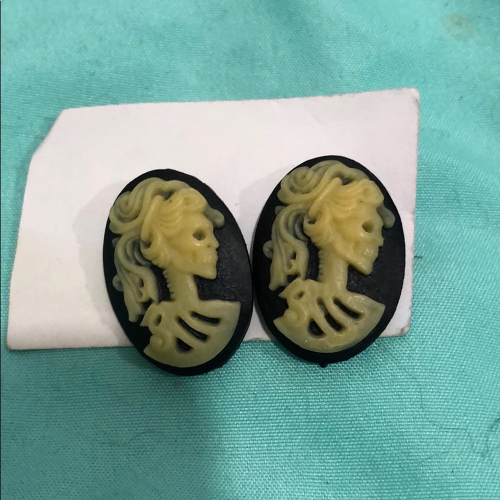 Cameo earrings